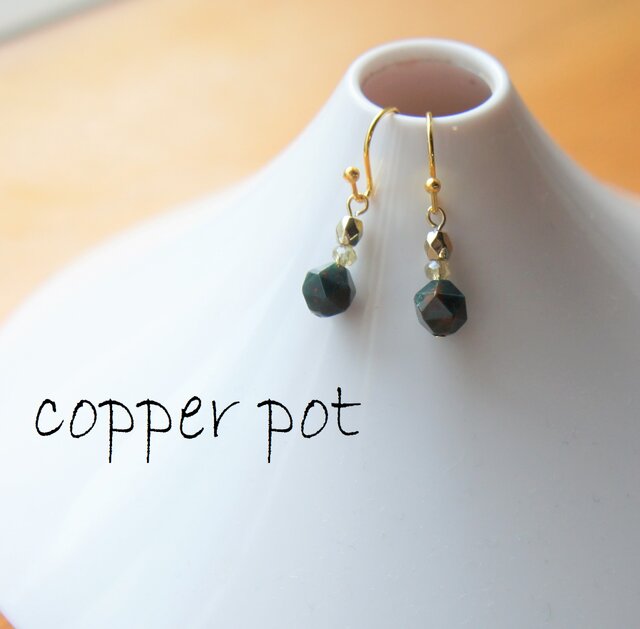 値下げブラッドストーン大ぶりピアスチャーム·͜· ︎︎ 値下げブラッド