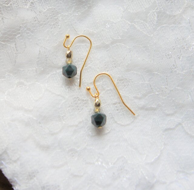 値下げブラッドストーン大ぶりピアスチャーム·͜· ︎︎ 値下げブラッド