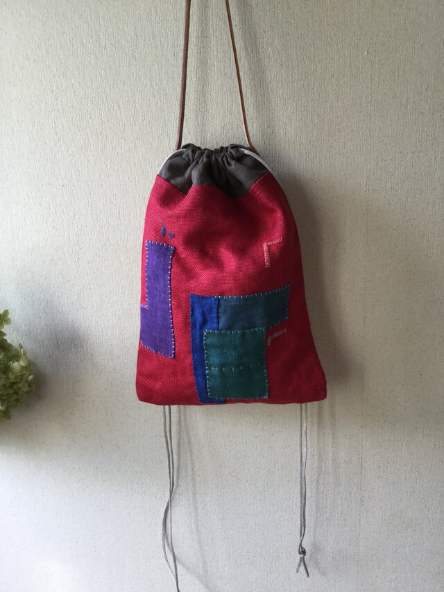 リネンのコラージュと刺し子の巾着ショルダー