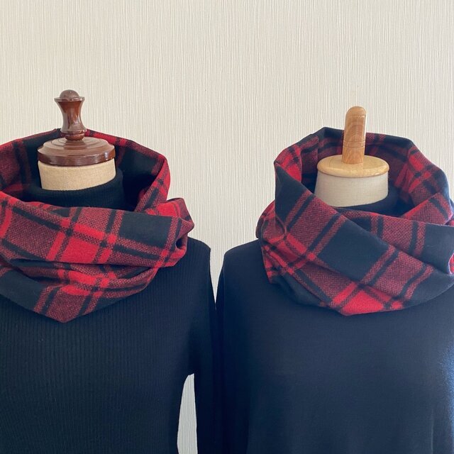 ♡カップルにおすすめ♡おそろいスヌード♡かぶるだけでオシャレに決まるチェック柄のスヌード♡赤×黒　日本製　上質ウール生地