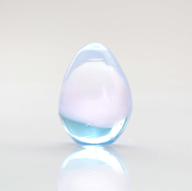 ガラスの雫のプチオブジェ 「雪解け水と春霞」 | iichi 日々の