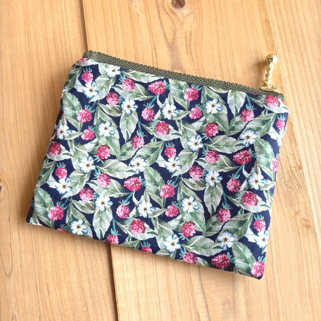 リバティ　10cmファスナーポーチ　ミニミニ　＜Fife Berries＞(ファイフ・ベリーズ)