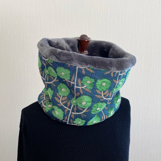花柄ゴブラン織りのネックウォーマー　グリーン×ネイビー　北欧　レトロモダン