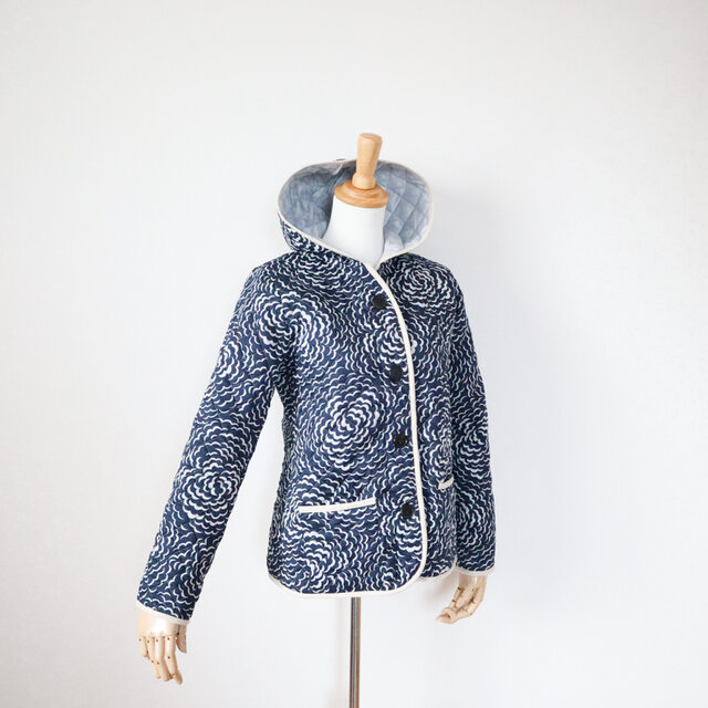 リバティ　パフのキルティングジャケット