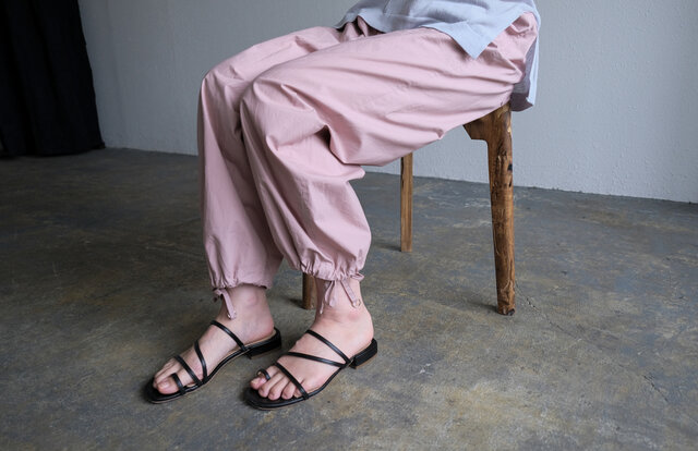 木間服装製作 / china pants 4color / unisex 1size 裾紐付き | iichi