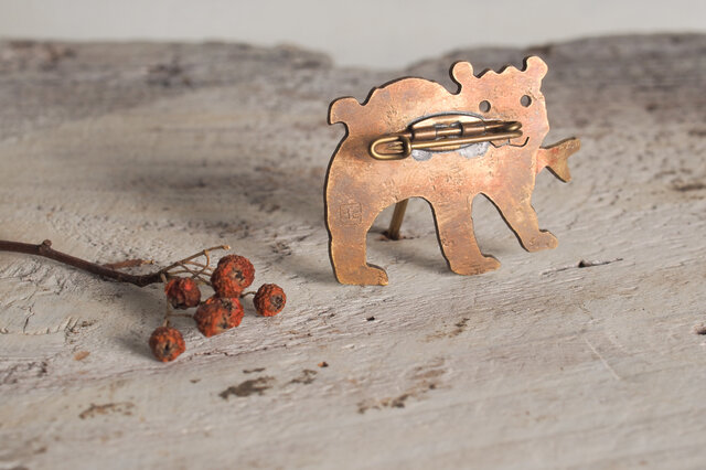 北海道のお土産ブローチ | iichi 日々の暮らしを心地よくする