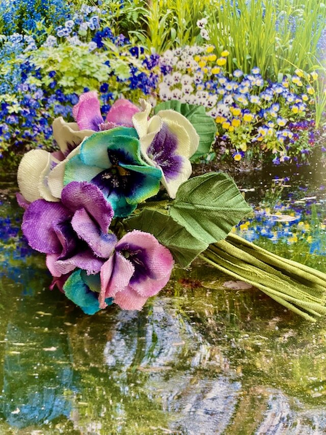 布花 モネカラーのパンジーコサージュBの画像1枚目