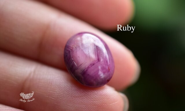コランダムの層☆ルビー ルース rub031 | iichi 日々の暮らしを