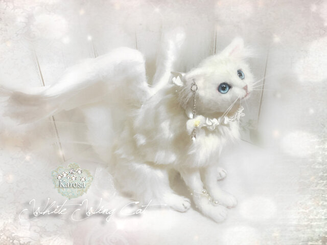 ホワイトウィングキャット 白猫 可動 装飾全取り外し可能 羊毛フェルト アートドール iichi 日々の 暮らしを心地よくするハンドメイドやアンティークのマーケットプレイス
