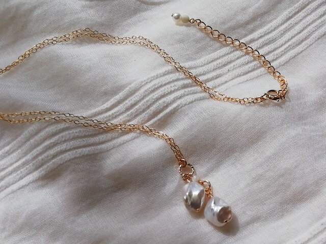 プチギフトにも♪◇2点セット◇いびつな淡水パールのピアス