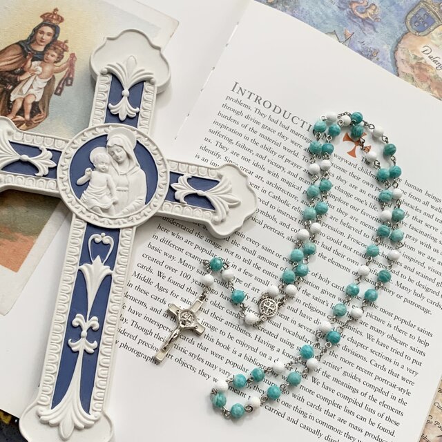 アマゾナイトとホワイトシェルのロザリオ