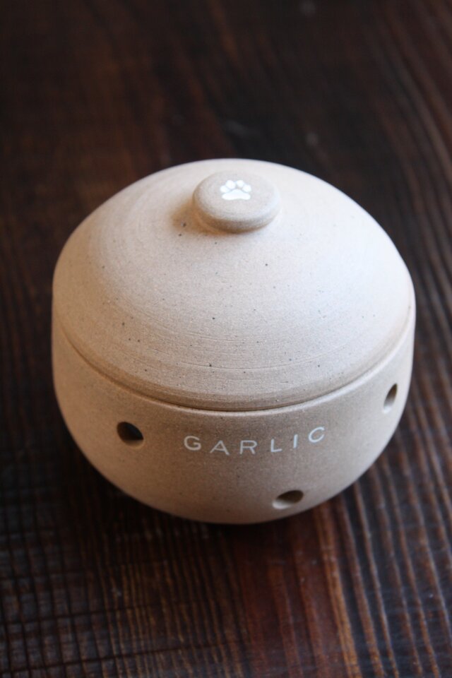 熊の足跡のガーリックポット＃１（高め）