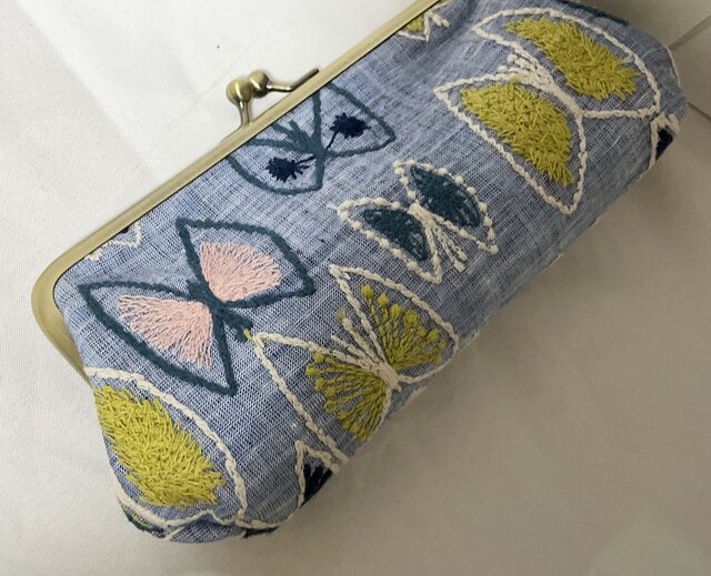 ミナペルホネン sky flower がま口ペン、メガネケース | iichi 日々の