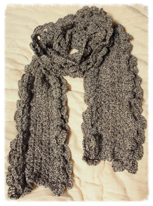 *巻き方いろいろフリルマフラー*　グレーMIX