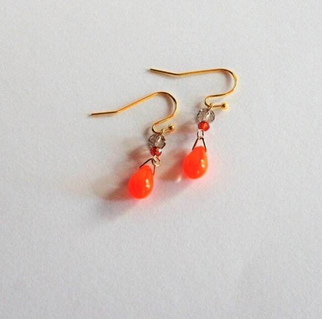 海　夏　ピアス　ハンドメイド　アクセサリー　マーブル模様　お揃い　メンカラ 海 夏 ピアス ハンドメイド アクセサリー マーブル模様 お揃いの