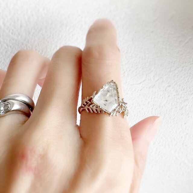 星降る夜に Hollandite Quartz Ring K14 | iichi 日々の暮らしを