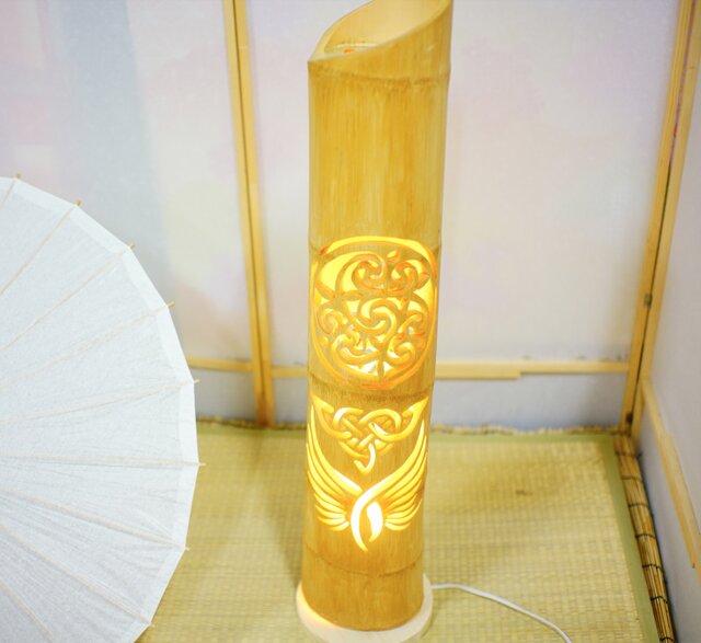 竹灯り・竹あかり・竹灯籠    繊細・両面彫り～～ 癒しの灯り★和蝶々★～～ 竹灯り・竹あかり・竹灯籠・竹灯篭・竹ランプ 繊細・両面彫り～～ 癒し