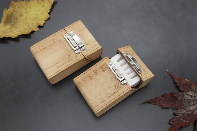 レザーシガレットケース（ヌメ革使用・カービング） | iichi 日々の