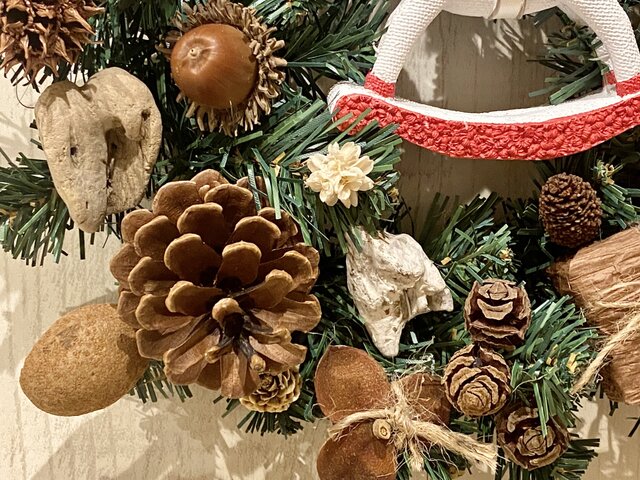 木の実と木馬くん | iichi 日々の暮らしを心地よくするハンドメイドや