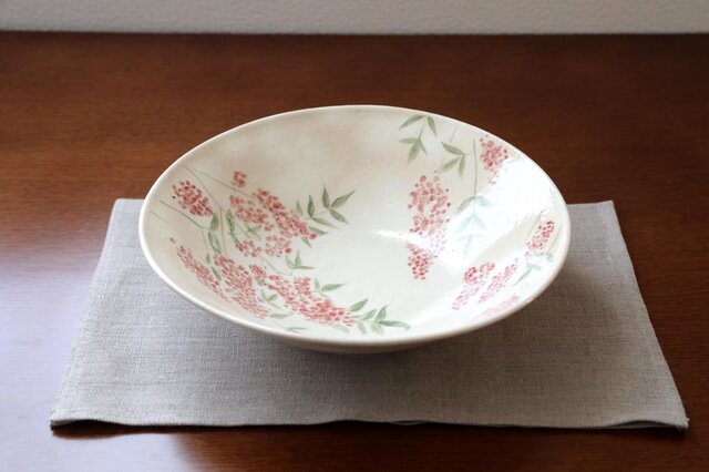 南天の絵付け大鉢 | iichi 日々の暮らしを心地よくするハンドメイドや