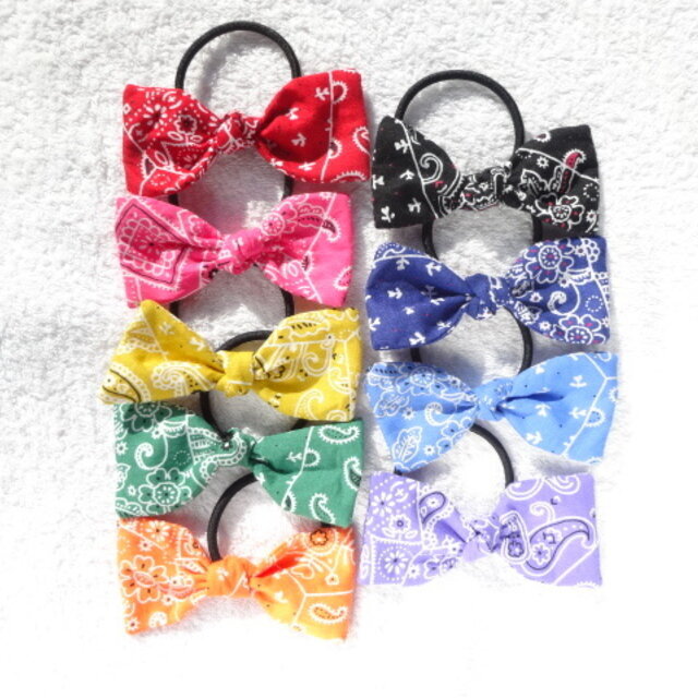 大きめサイズの　ペイズリー柄リボンの髪ゴム