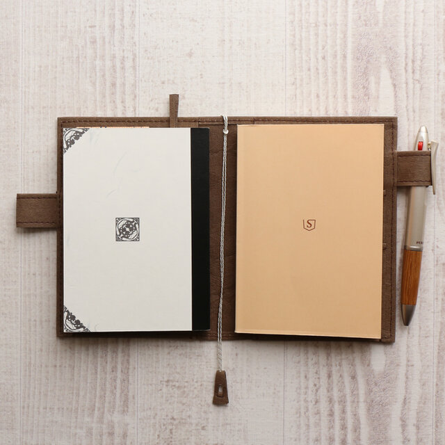 装丁紙】 文庫本A6用サイズ ブラック 「本」と「ノート／手帳」を収納