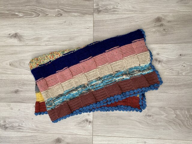 姫色モチーフのブランケット img_e04f0a957ad72a36c8dd5ce3c4