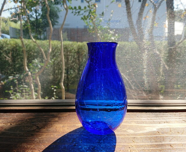 再出品) ブルーガラス花器 - 花瓶