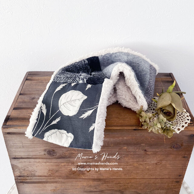 ⭐️4点売れました⭐️《パッチワーク ボア》イタリア製 グレー系 ウール ふわふわ ボリューム ティペット 差し込み  マフラー