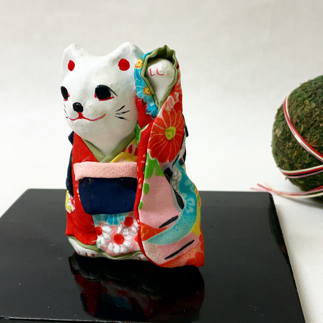 一閑張り張子 お着物招き猫（小） | iichi ハンドメイド・アンティーク