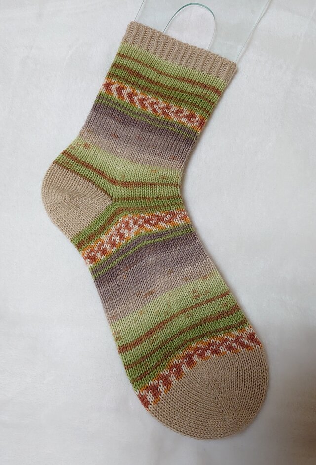 手編み靴下 opal KFS129 | iichi 日々の暮らしを心地よくする