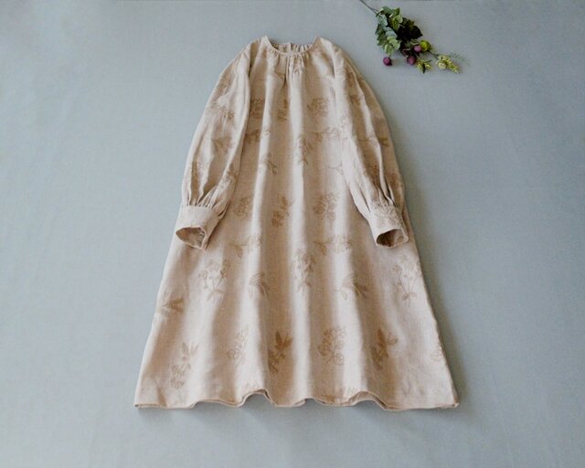 日本公式品 リネン100 総刺繍ポケット付きアンティーク風大人可愛い長袖ワンピース 爆売り