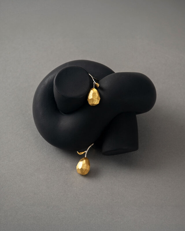 ラ・フランス ピアス