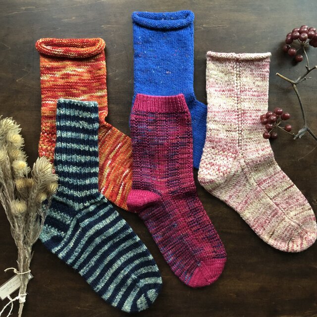 ヨーロッパ輸入毛糸ソックス…選べる5種 iichi 日々の暮らしを心地よくするハンドメイドやアンティークのマーケットプレイス