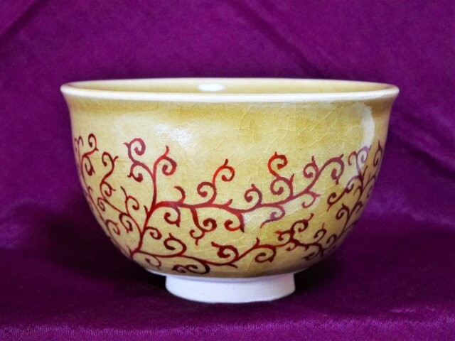 唐草文　抹茶碗 抹茶茶碗 唐草模様の抹茶茶碗 唐草の茶碗 茶碗 | iichi 日々の暮らしを