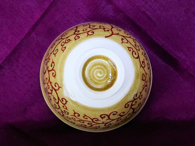 抹茶茶碗 唐草模様の抹茶茶碗 唐草の茶碗 茶碗 | iichi 日々の暮らしを