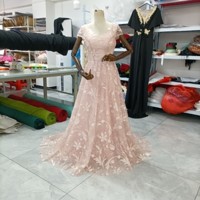 ウエディングドレス 二次会ドレス 3D立体レース刺繍 前撮り 花嫁 ピンク-