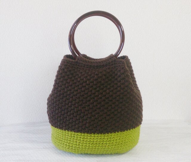 ニットバッグ (リングハンドル2way：チョコ×グリーン） 編み物 麻ひもバッグ