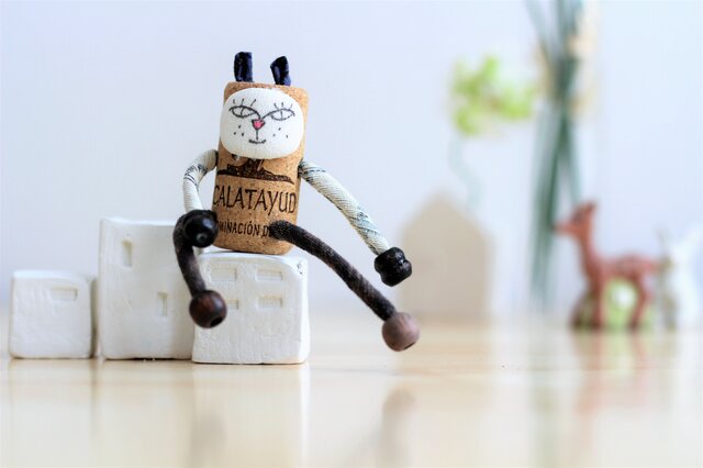 創作人形　ハンドメイド　古布　ねこ 着物の猫ちゃん人形 ネコ ねこ ハンドメイド 古布 創作人形