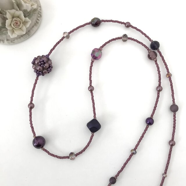 ビーズボール の ロングネックレス 紫 パープル パール クラシカル