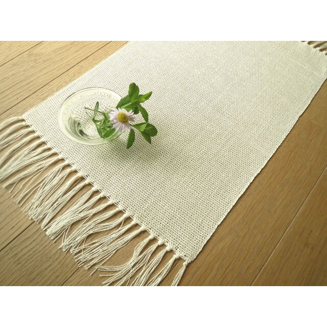 ３）手織り 白い麻のテーブルセンター ランチョンマット | iichi 日々の暮らしを心地よくするハンドメイドやアンティークのマーケットプレイス