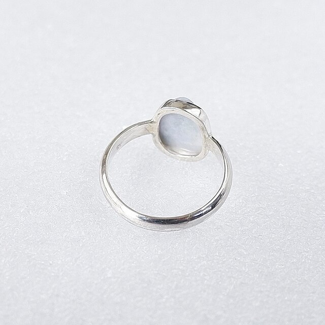 【国産鉱物】糸魚川ヒスイ　海石　ラベンダー入り 糸魚川翡翠海石ラベンダー