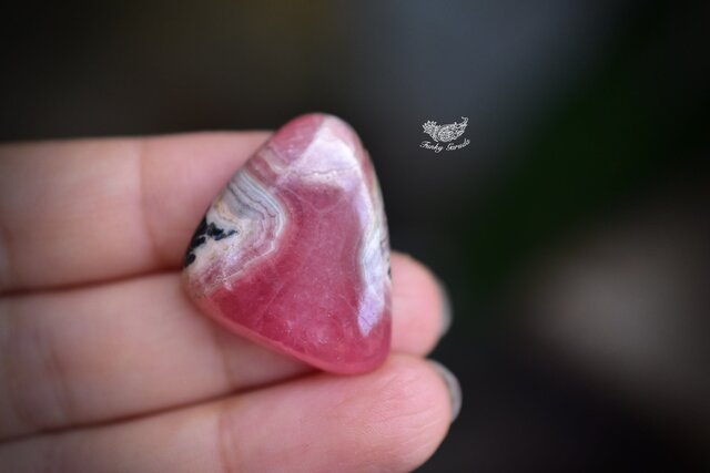 【エッグ】ロードクロサイト(縞模様) 魅惑の縞模様☆ロードクロサイト （インカローズ ）ルース118 | iichi