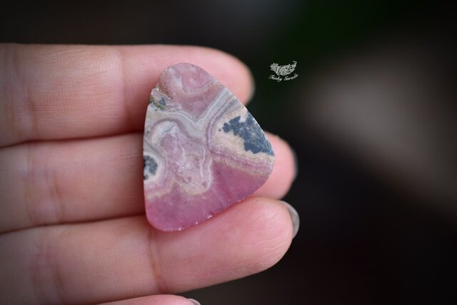 【エッグ】ロードクロサイト(縞模様) 魅惑の縞模様☆ロードクロサイト （インカローズ ）ルース118 | iichi