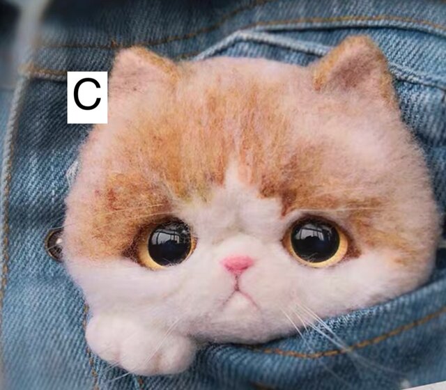 羊毛フェルト猫ブローチ （新品】。。羊毛フェルト