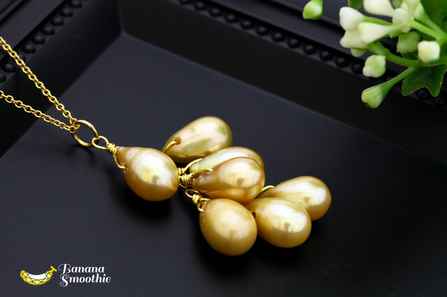 大丸 6粒パールK18金刻印 金具も金 ネックレス ぶどう全体重量4.51g 真珠ネックレス パール ホワイト系 6.5-6.9mm 29.28g 42cm