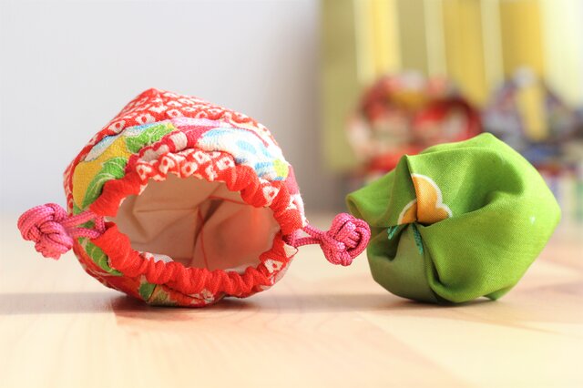 古布を使った 五角吉祥袋 赤No.2 | iichi 日々の暮らしを心地よくする