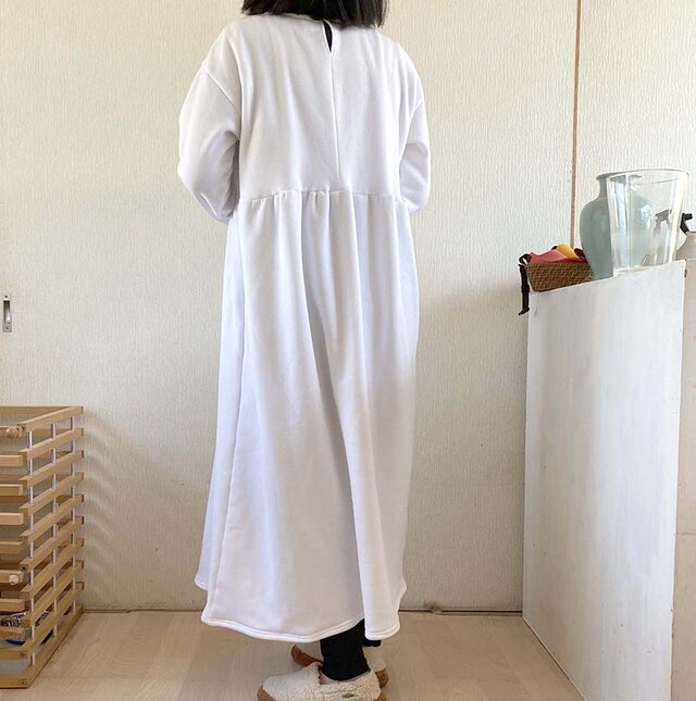 SALE ボアフリーススウェット・ホワイト・ワンピース　Lサイズ