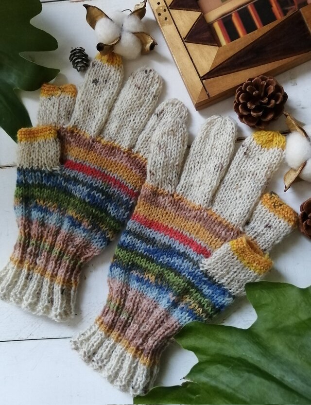 【再販】ゴッホの寝室〜オパール毛糸のスマホ対応5本指手袋