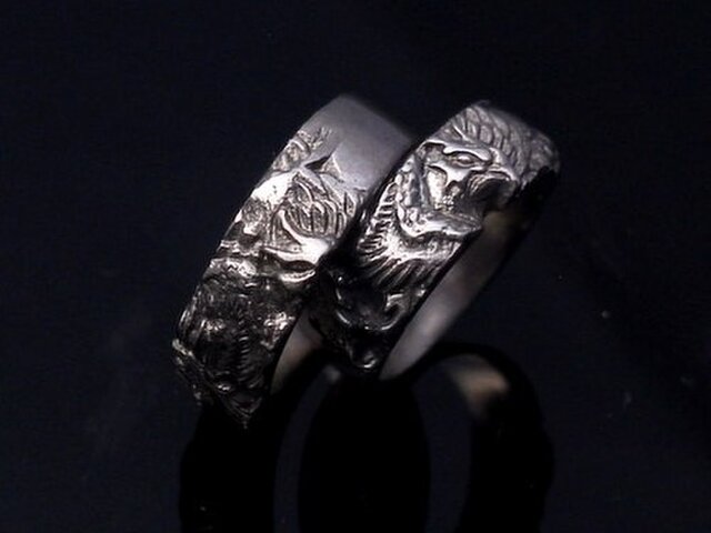 チタンの鳳凰の結婚指輪 | iichi 日々の暮らしを心地よくする